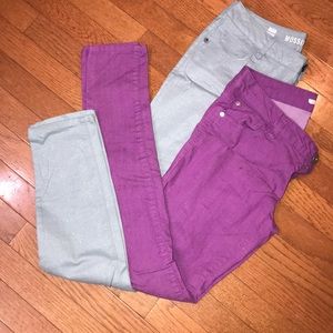 Comes with BOTH!! Colored Jean!